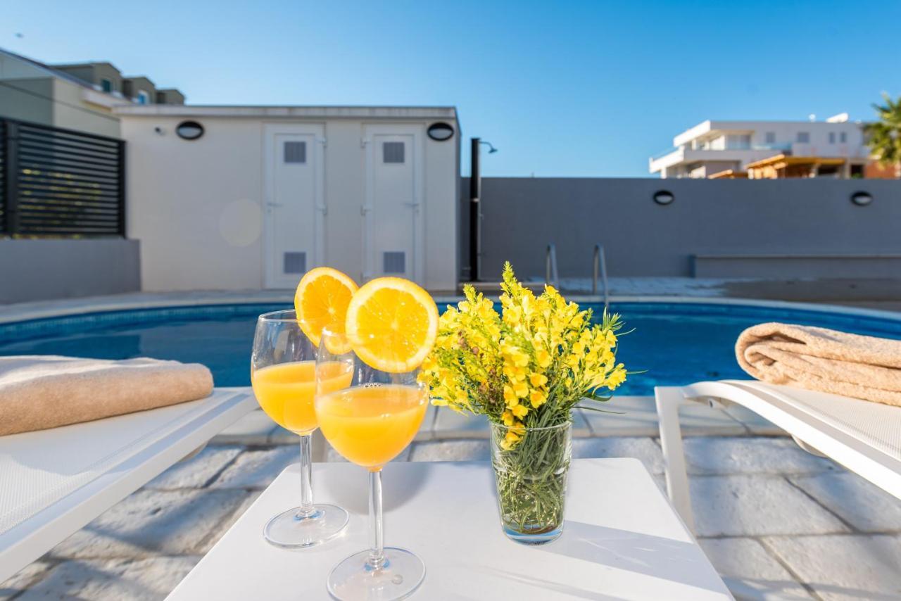 Villa Lena Luxury Apartments Novalja Luaran gambar