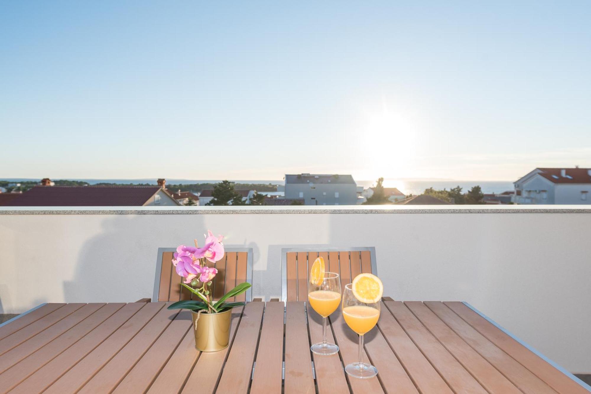 Villa Lena Luxury Apartments Novalja Bilik gambar